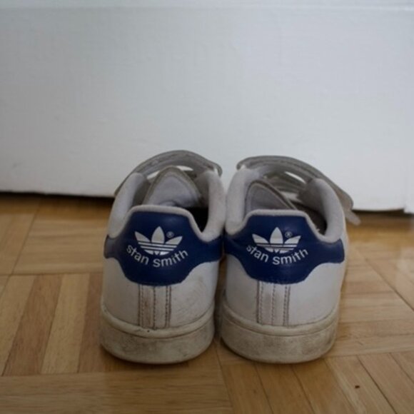 Velcro Stan Smith Adidas, Unisex Size 7 - Picture 2 of 7